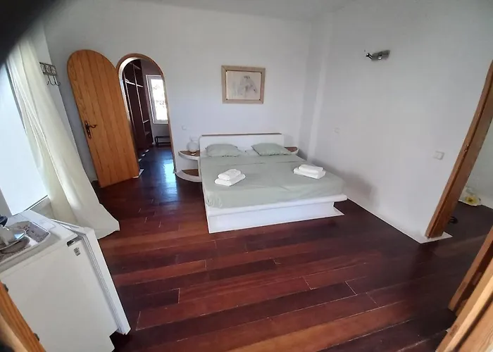 度假居 Paradise Of The Island *